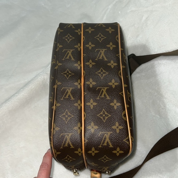 ๐ SOLD do not purchase ๐ Louis Vuitton PM Reporter bag - Picture 4 of 17